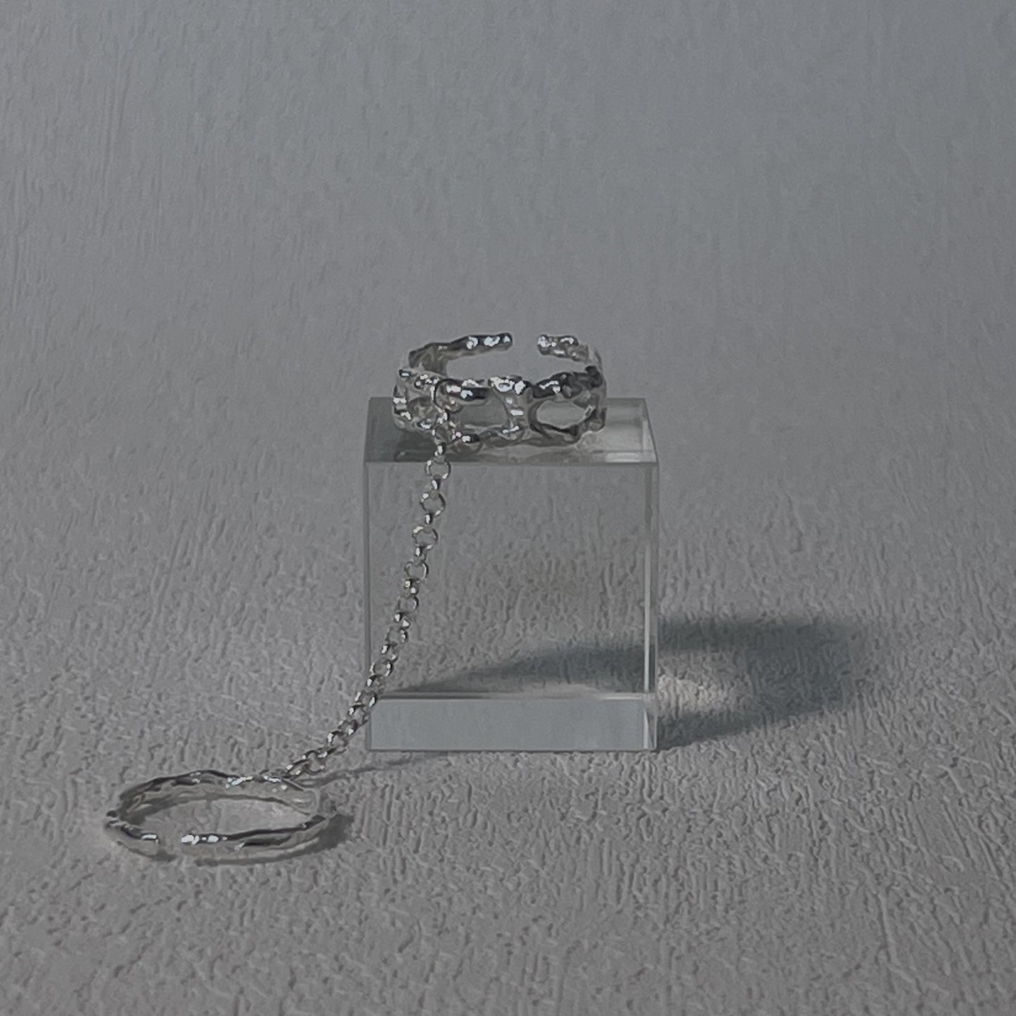 Connected Rings